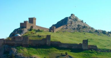 Экскурсии в `Генуэзская крепость в Судаке` из Севастополя