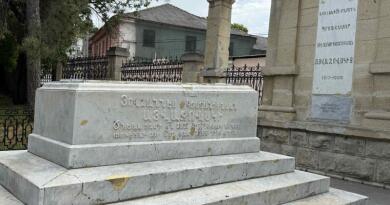 Экскурсия из Севастополя: Феодосия вдоль и поперек. Морская прогулка к вулка фото 15121