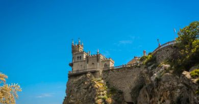 Экскурсия из Севастополя: Блистательные дворцы Южнобережья фото 6096