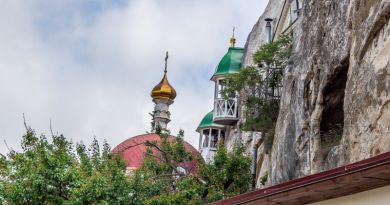 Интересный ракурс: Инкерманский Свято-Климентовский монастырь