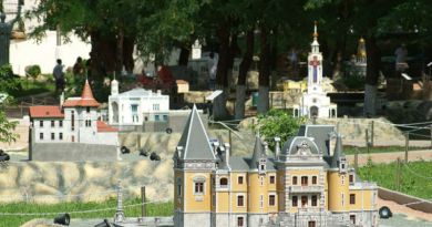 На перекрестке трех культур На перекрестке трех культур