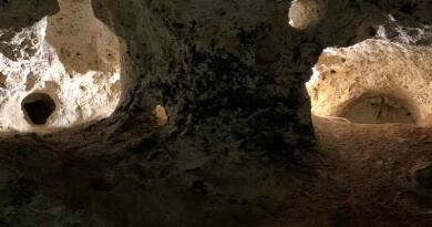 Экскурсия из Севастополя: Небесные гроты скалы Ак-Кая и подземный мир пещеры фото 15450 Экскурсия из Севастополя: Небесные гроты скалы Ак-Кая и подземный мир пещеры фото 15450